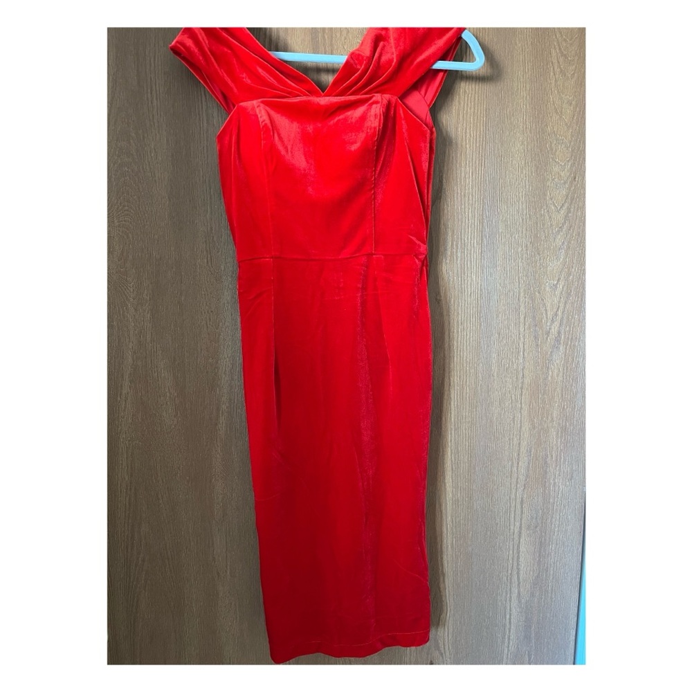 Elegant Red Women's Dress